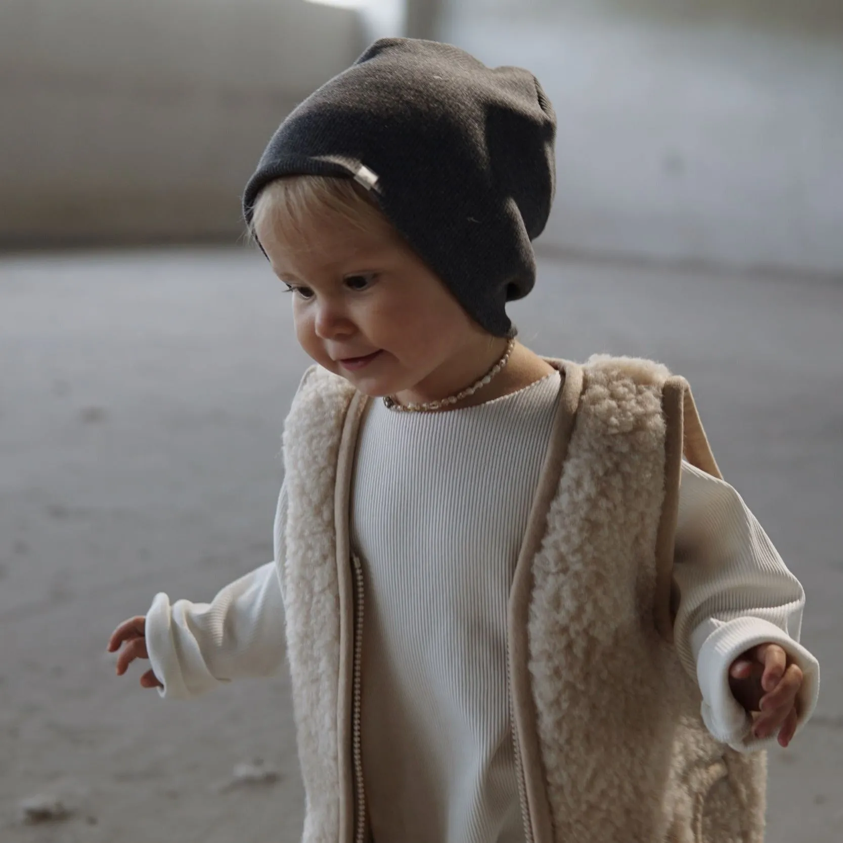 Clara 100% Wool Vest (Latte)