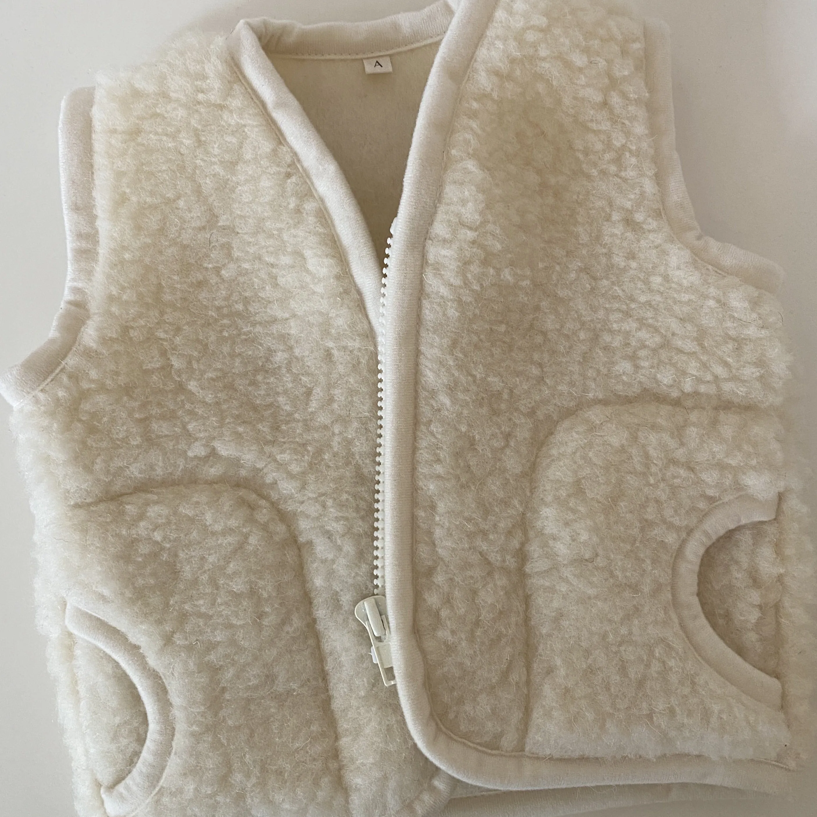 Clara 100% Wool Vest (Milk)