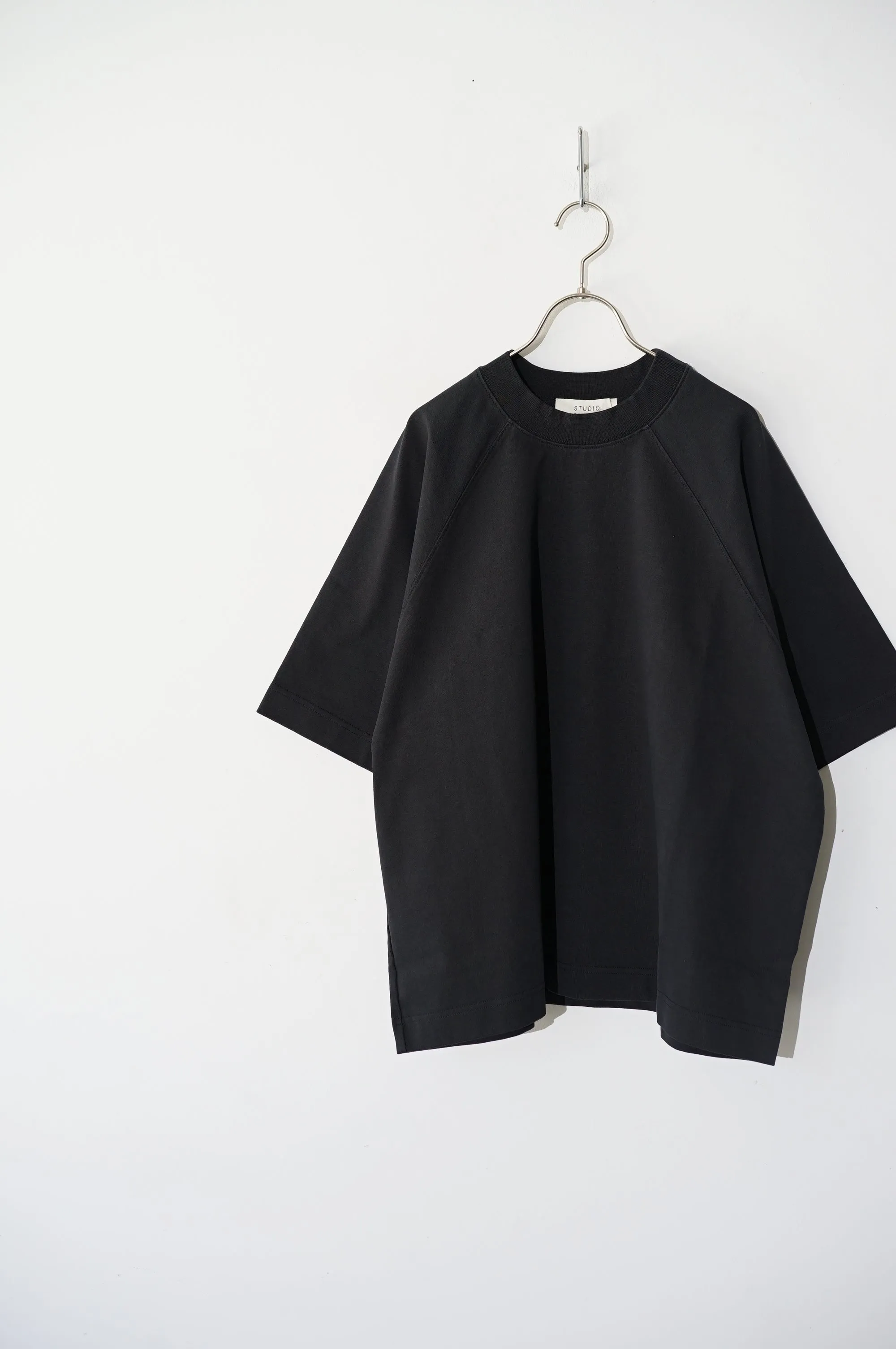 STUDIO NICHOLSON / RAGLAN T SHIRT