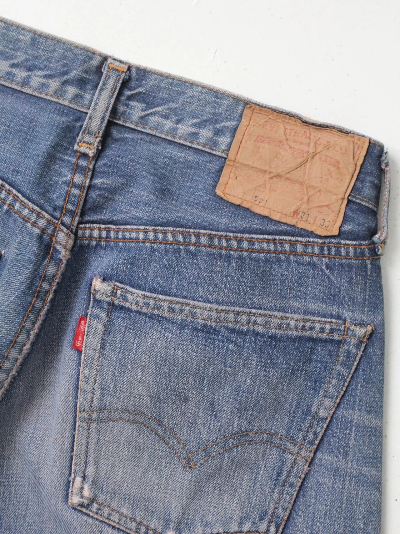 vintage patched Levi's 501 Big E jeans 29 x 29