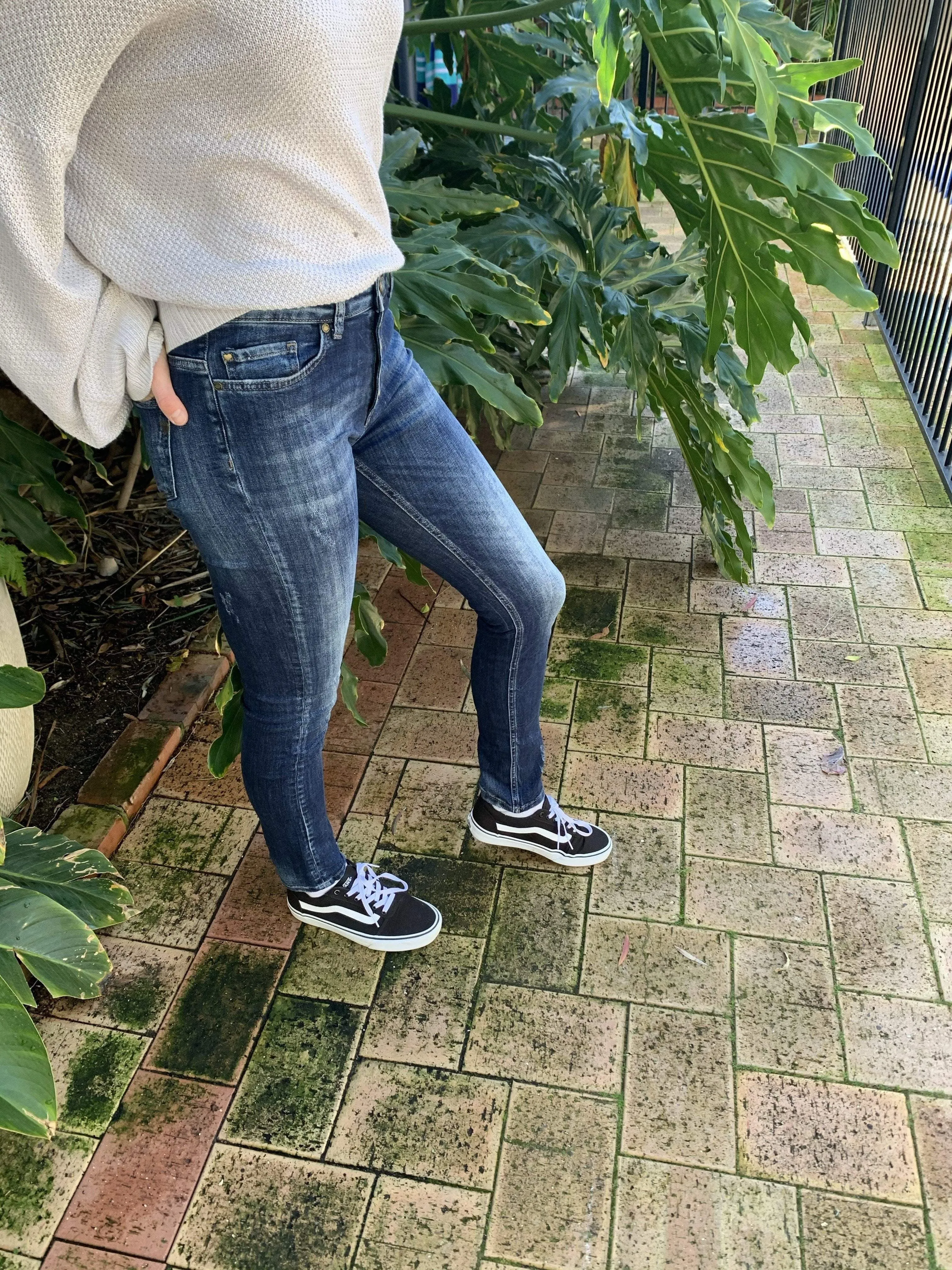 Zhrill Leona Button Blue Grunge Skinny Denim